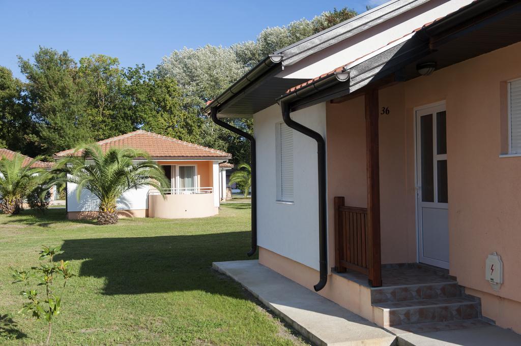 Htp Velika Plaza Ulcinj Hotel Bilik gambar