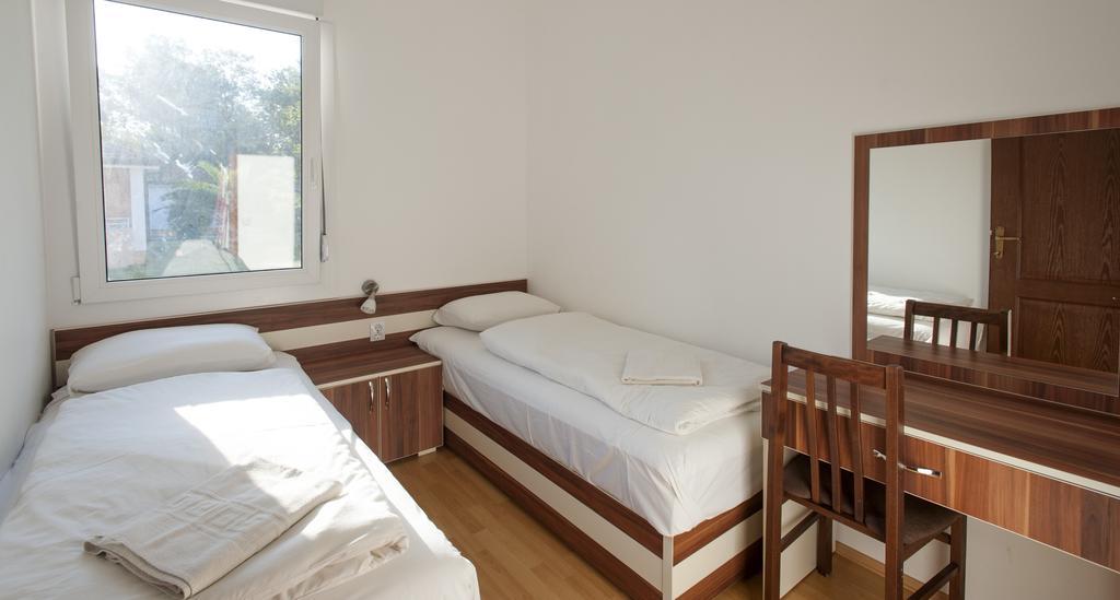 Htp Velika Plaza Ulcinj Hotel Bilik gambar