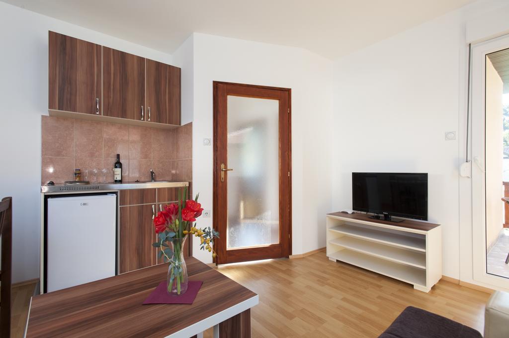Htp Velika Plaza Ulcinj Hotel Bilik gambar