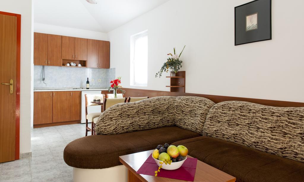 Htp Velika Plaza Ulcinj Hotel Bilik gambar