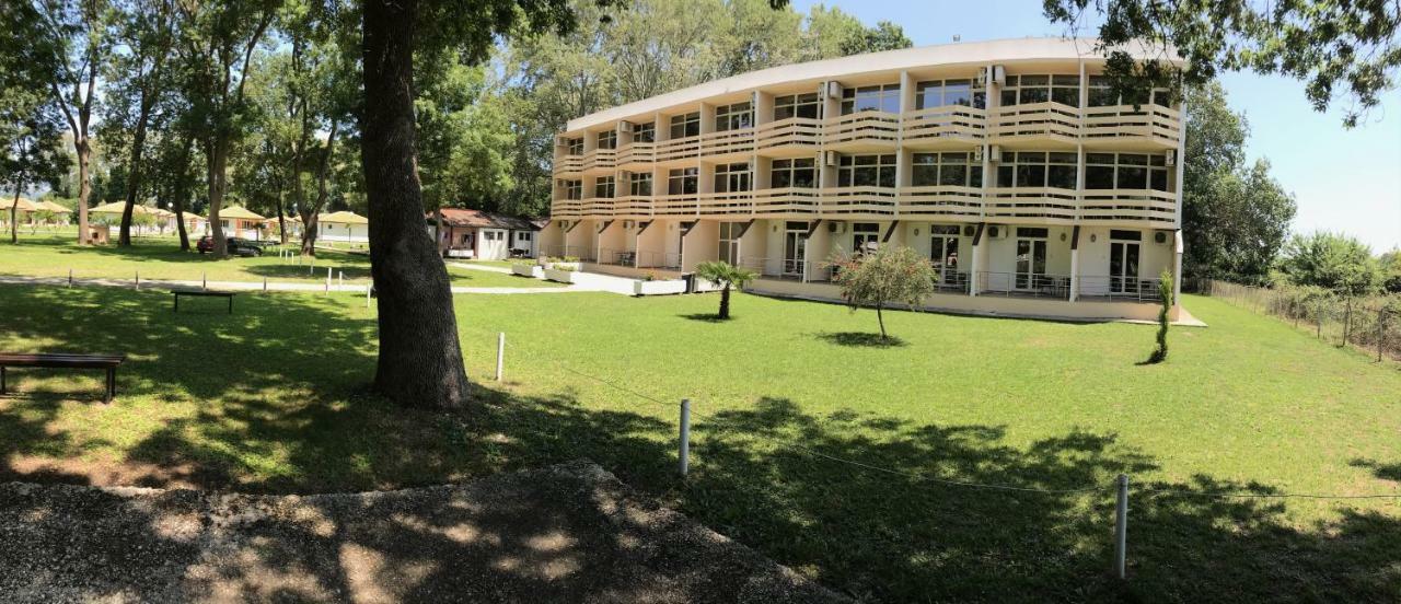 Htp Velika Plaza Ulcinj Hotel Luaran gambar